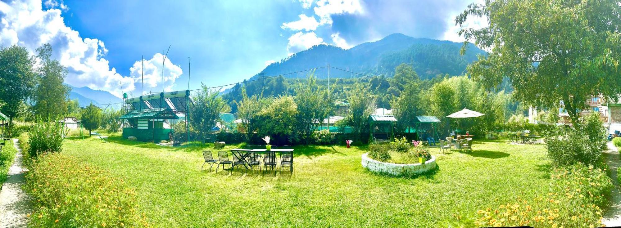 Himalayan Hill Queen Resort, Manali M98160-43400 Eksteriør billede