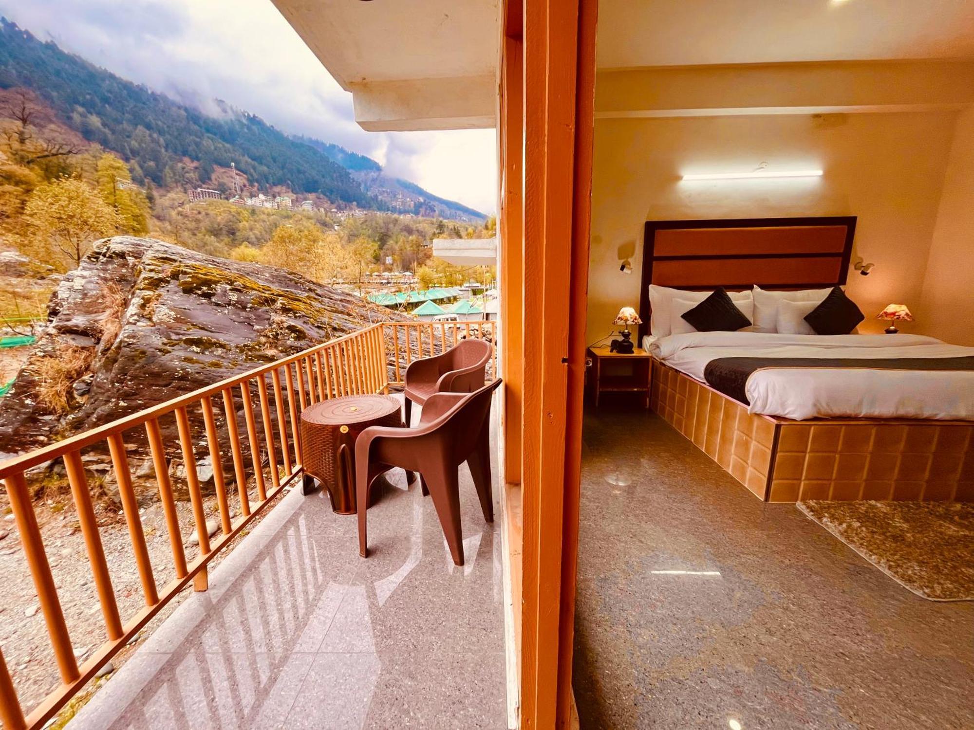 Himalayan Hill Queen Resort, Manali M98160-43400 Eksteriør billede
